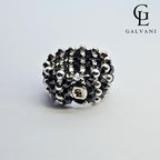 Dettaglio anello Eclissi con ematite in argento 925 Galvani