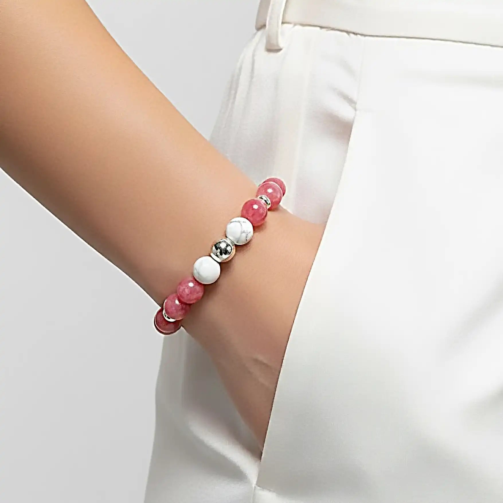 Bracciale donna Dafne con angelite rosa e howlite bianca in argento 925 Galvani Gioielli