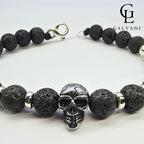Focus sul teschio del bracciale Hades con lavica in argento 925 e acciaio Galvani