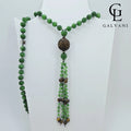 Collana Medusa con giada occhio di tigre ematite legno e acciaio Galvani vista frontale
